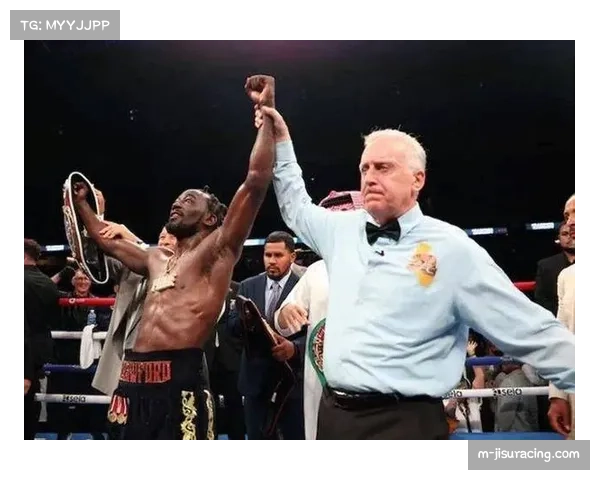 巴特尔DBX赛事补拳引争议 逆转KO胜利震惊拳坛 巴特尔DBX赛事补拳引争议 逆转KO胜利震惊拳坛