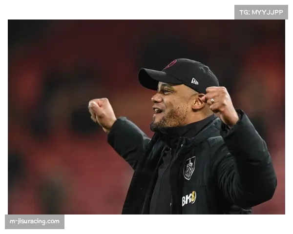 拜仁青训小将卡尔闪耀赛场 主帅孔帕尼称其未来可期